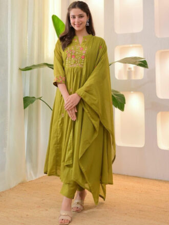 Women Floral Printed Regular Pure Cotton Kurta with Trousers & With Dupatta