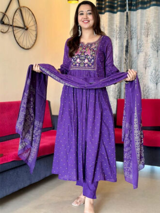 Ethnic Motifs Embroidered Panelled Thread Work Kurta with Trousers & With Dupatta